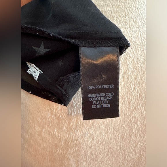 Lulu’s - Picture 6 of 8